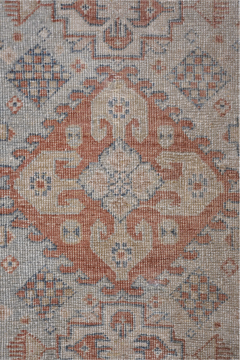 Antique Veece Area Rug (8' x 10')
